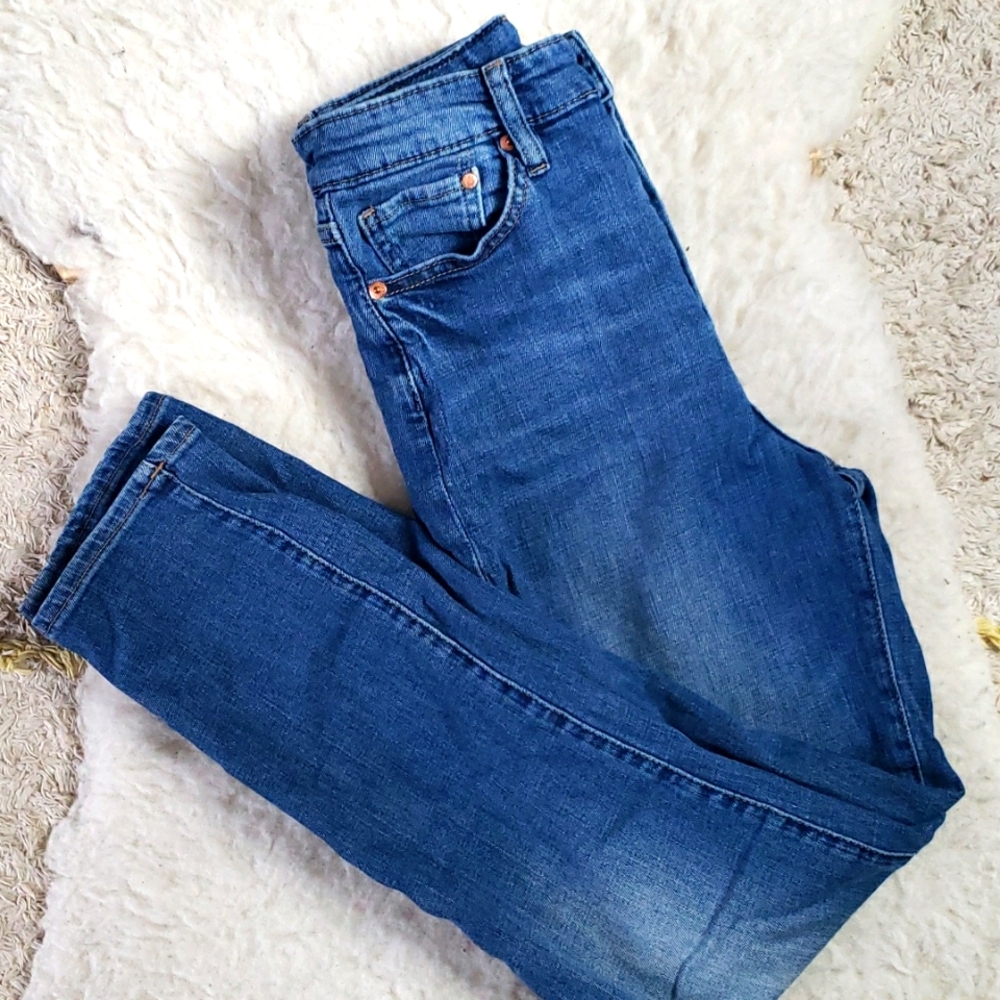 H&M High Waisted Bootcut Mom Jeans